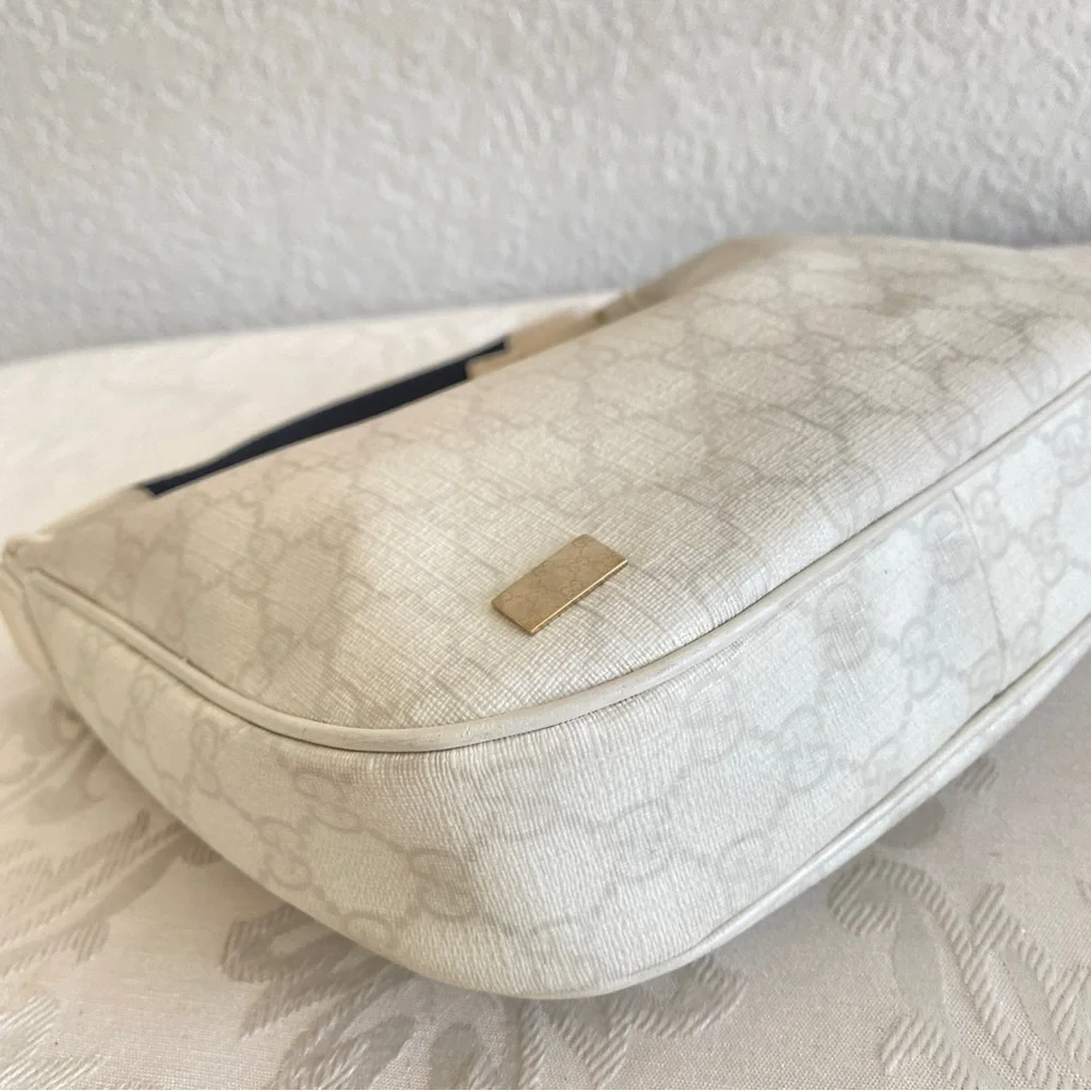 GUCCI GG supreme hobo Bag